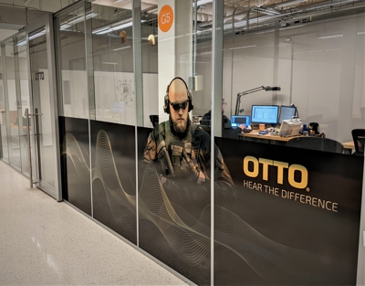 Otto Window Graphics Photo